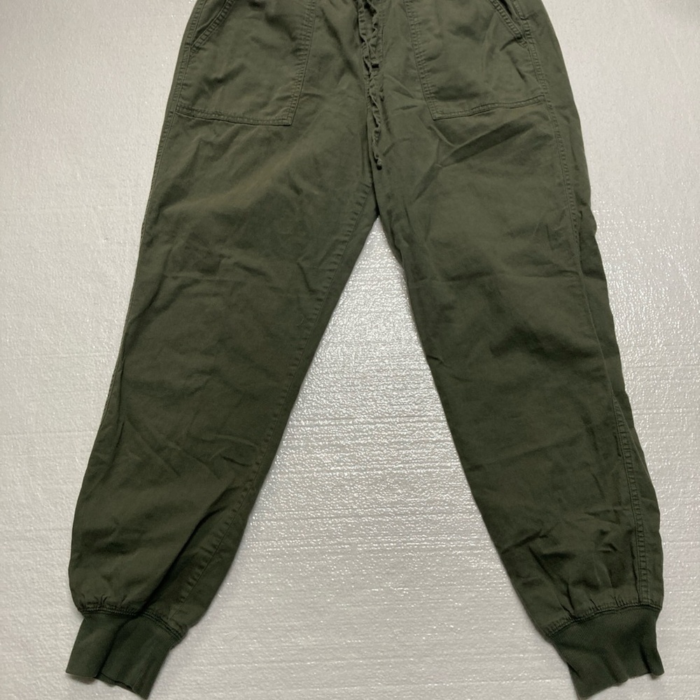 GAP women’s Dark Green Joggers